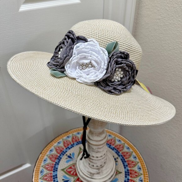Women's Tweed Sun Hat Embellished With Satin Flowers & Pearls Special Event NEW - Picture 1 of 13